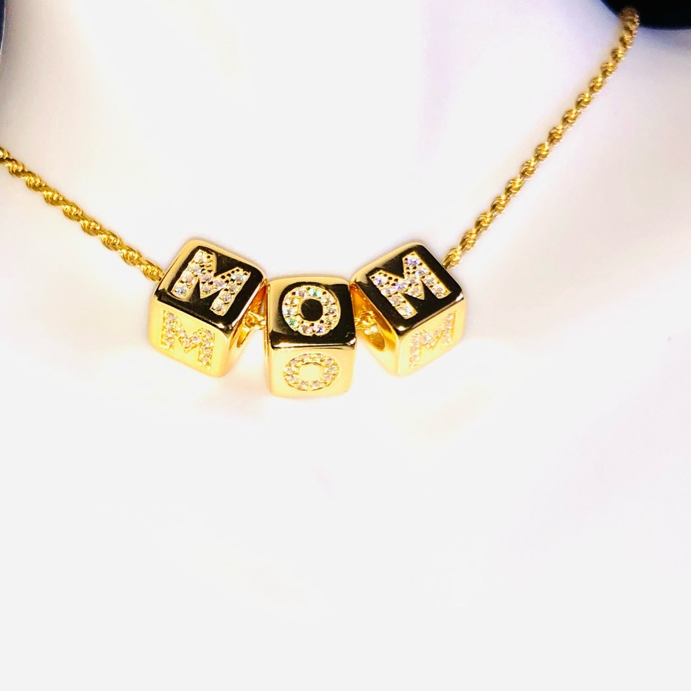VVS gra certified diamond moisannitte pendant for Doctors, passes diamond test - Picture 3 of 8
